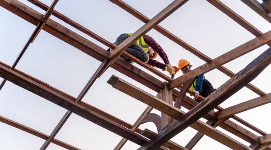Expert new roof installation services in Lowes, KY